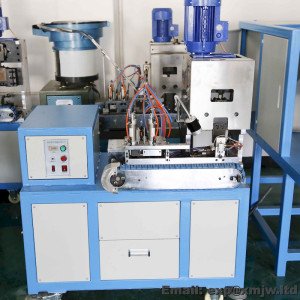 EGYPT MIDDLE EAST Plug Insert Crimping Machine-030